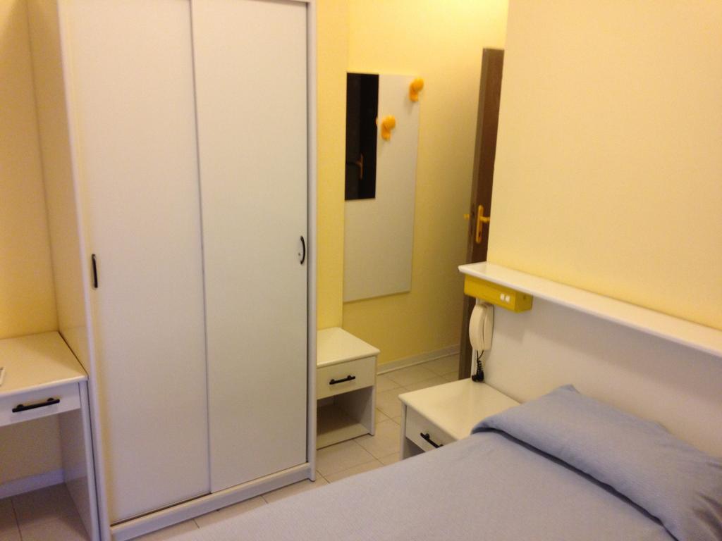 Aron Hotel ริมินี ภายนอก รูปภาพ
